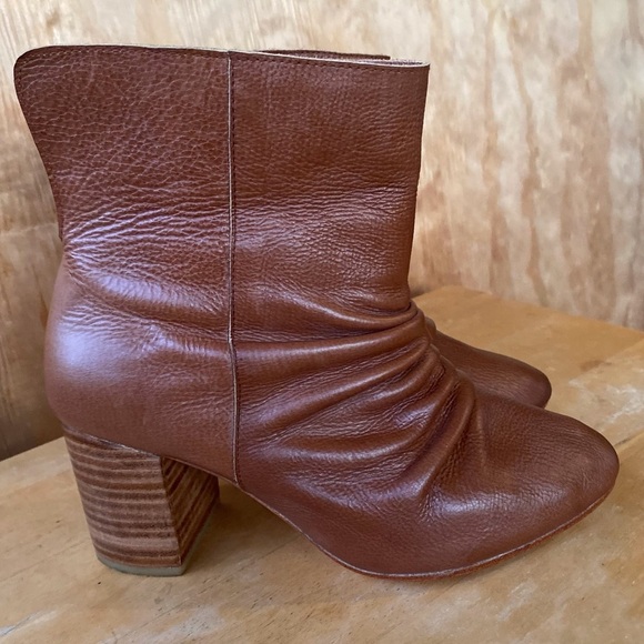 Elf Handmade Heeled Brown Leather Ankle Boot - Picture 2 of 11